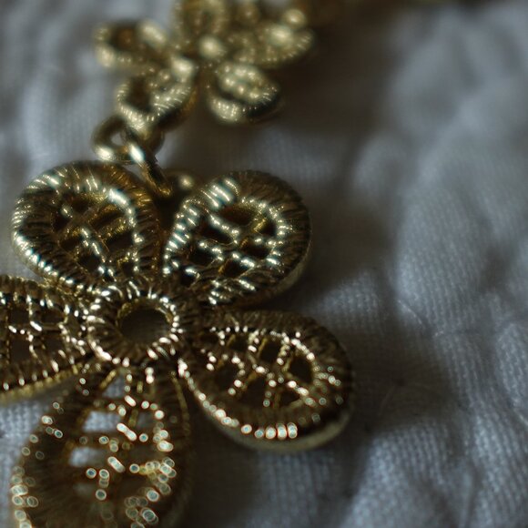Vintage Gold Tone Statement Necklace - Picture 6 of 11